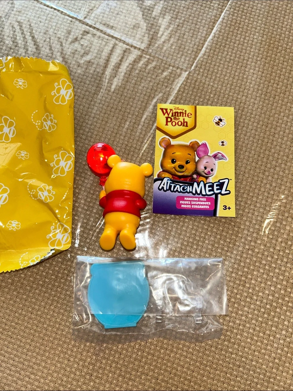 Winnie the Pooh with Red Ballon Attachmeez